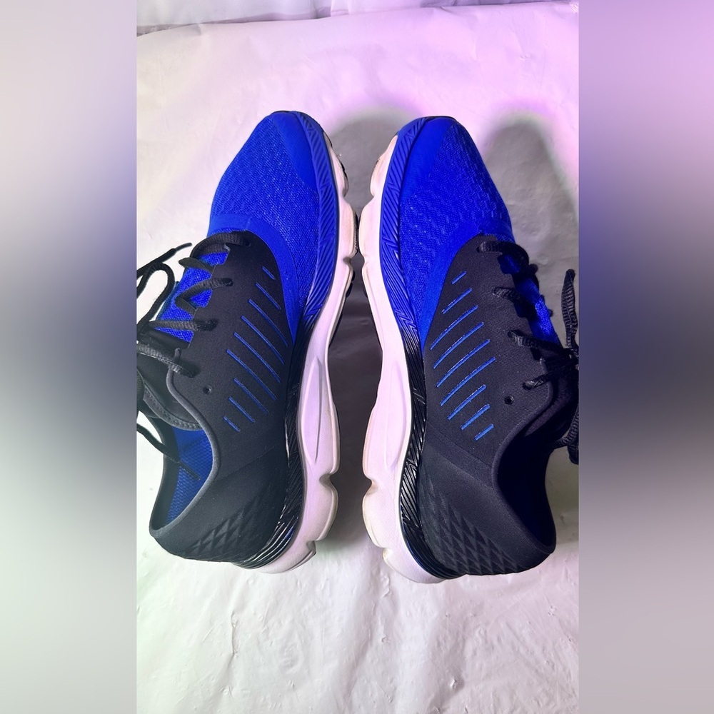 Under Armour Royal Blue and Black Men's Running Sneakers - Picture 7 of 9